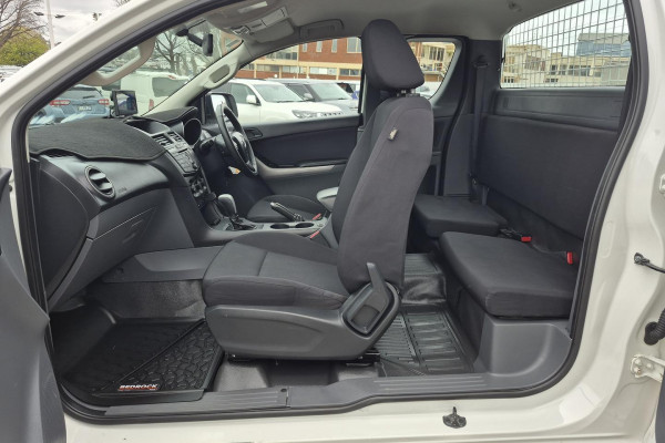 2016 Mazda BT-50 UR XT Cab Chassis Image 32