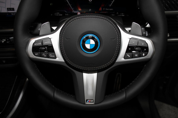 2026 BMW X5 G05 LCI xDrive50e M Sport SUV image 12