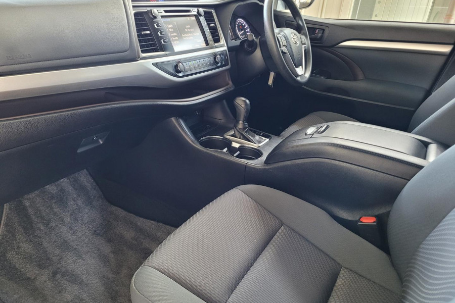 2019 Toyota Kluger GSU50R GX SUV Image 12
