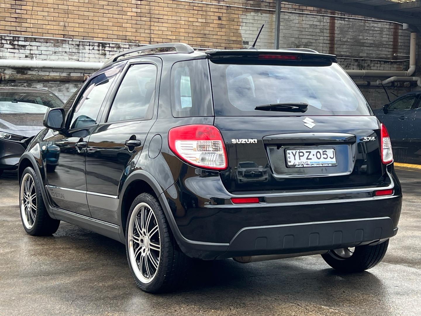 2011 MY10 Suzuki SX4 GYB S Hatch Image 5