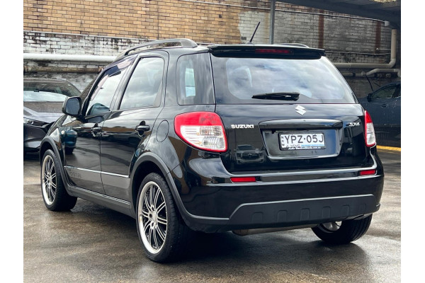 2011 MY10 Suzuki SX4 GYB S Hatch Image 5