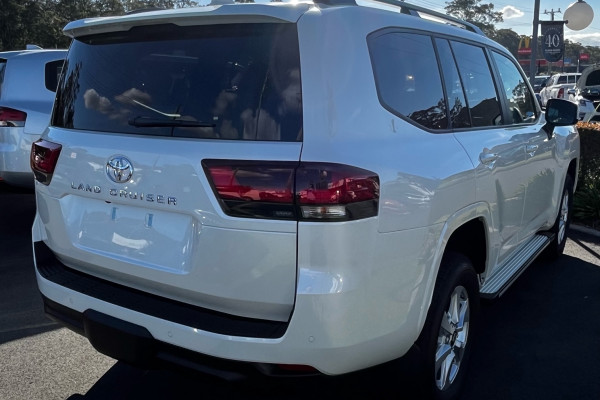 2025 Toyota LandCruiser FJA300R GXL (Series 2) SUV Image 5