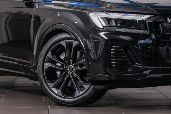 2025 Audi Q7 4M 45 TFSI SUV image 6