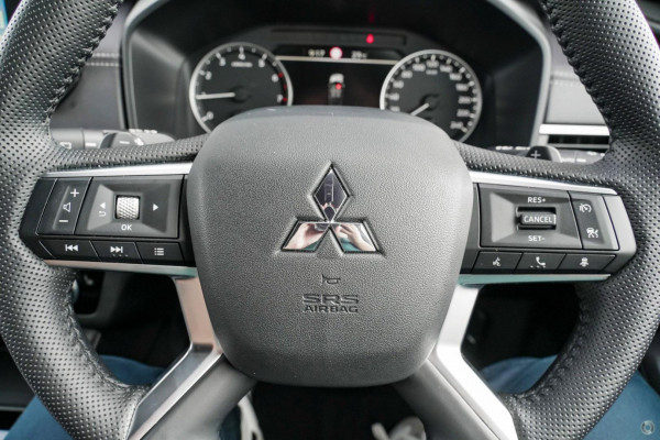 2025 Mitsubishi Outlander ZM LS SUV Image 12