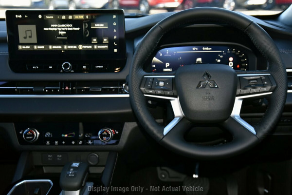 2026 Mitsubishi Outlander ZM Black Edition SUV Image 7
