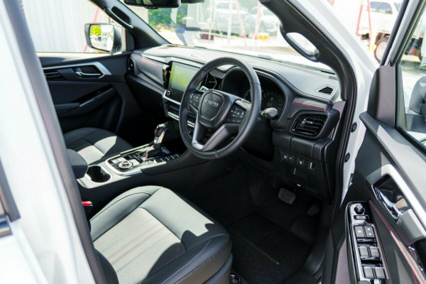 2026 MY25.5 Isuzu MU-X RJ X-TERRAIN SUV Image 19