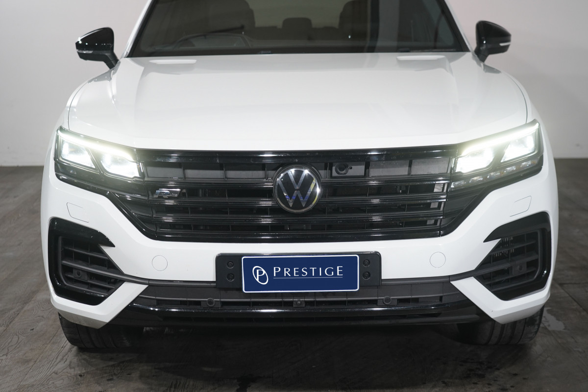 2021 Volkswagen Touareg 210tdi Wolfsburg Edition SUV Image 3