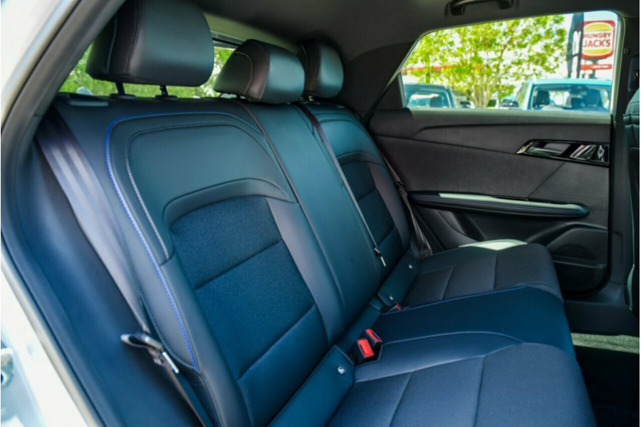 2024 MG MG4 MEH32 Essence 64 Hatch Image 9