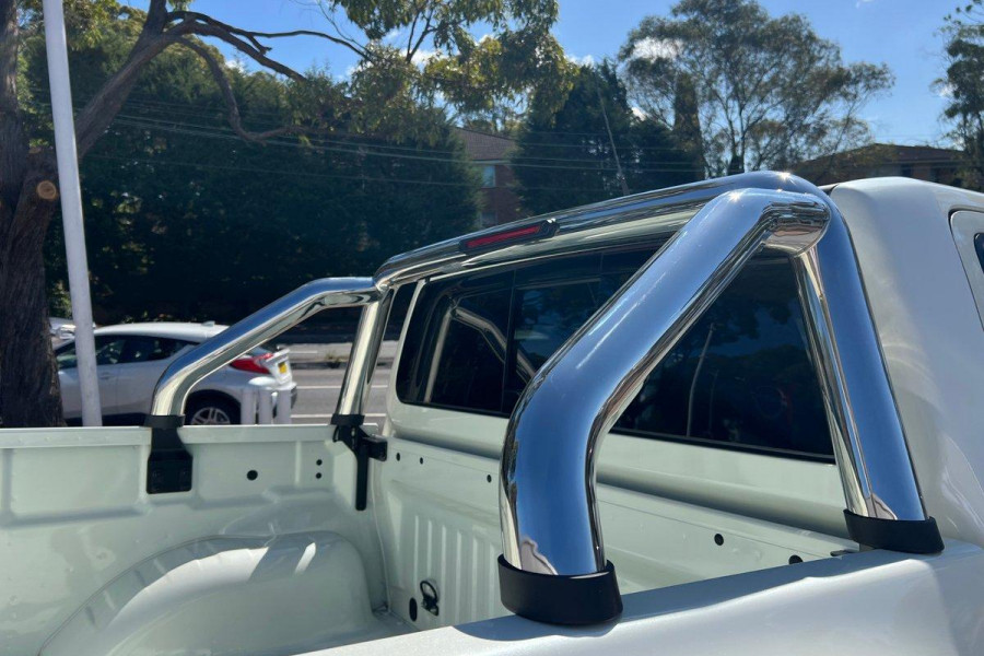 2024 Nissan Navara D23 ST Ute Image 20