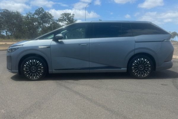 2026 XPeng X9 Standard Range Other Image 6