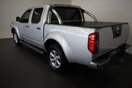 2014 Nissan Navara D40 S6 Turbo ST Utility crew cab