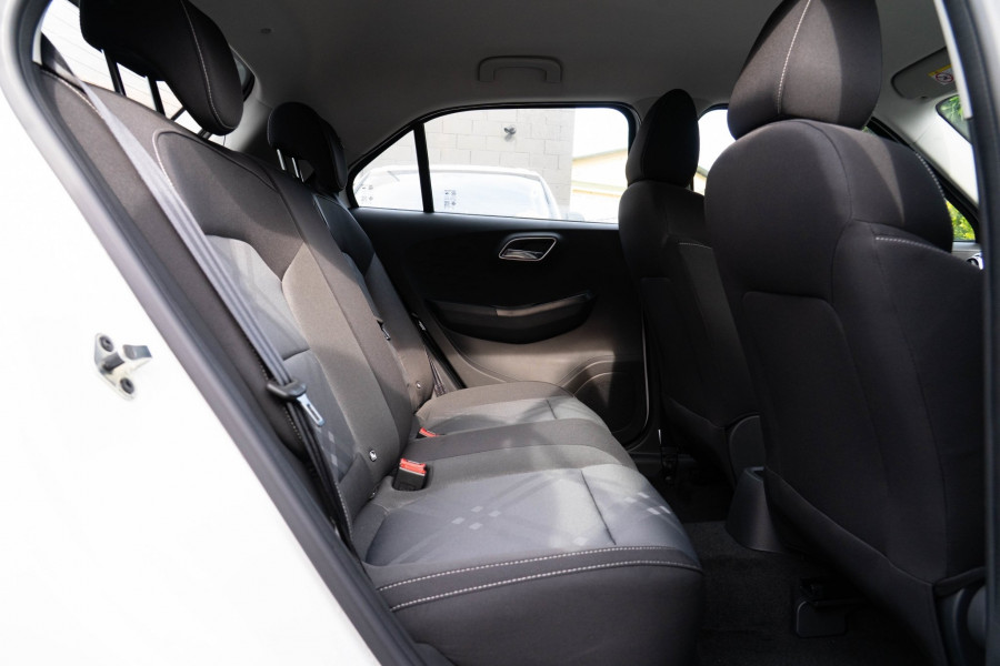 2026 MG MG3 Core Hatch Image 11