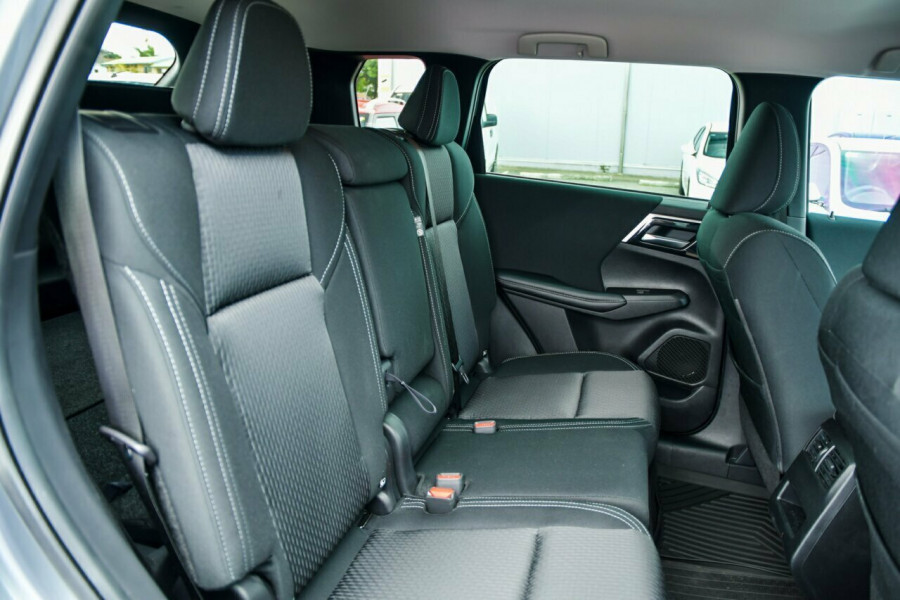 2023 MY24 Mitsubishi Outlander ZM LS SUV Image 10