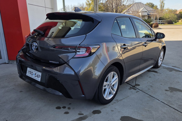 2022 Toyota Corolla ZWE219R  Ascent Sport Hybrid Hatch Image 7