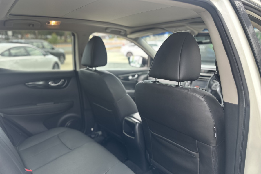 2015 Nissan QASHQAI J11 TL SUV Image 8