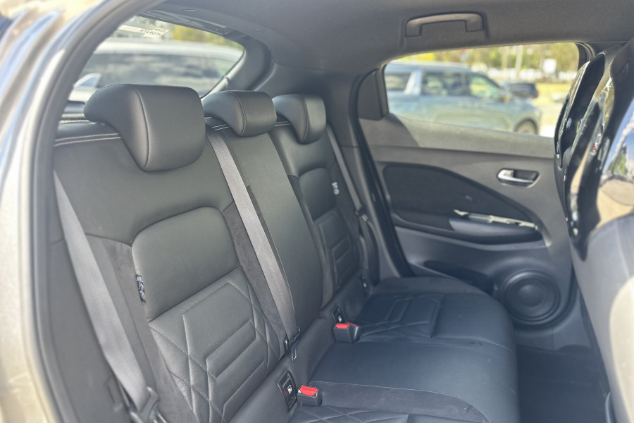 2020 Nissan JUKE F16 Ti SUV Image 10