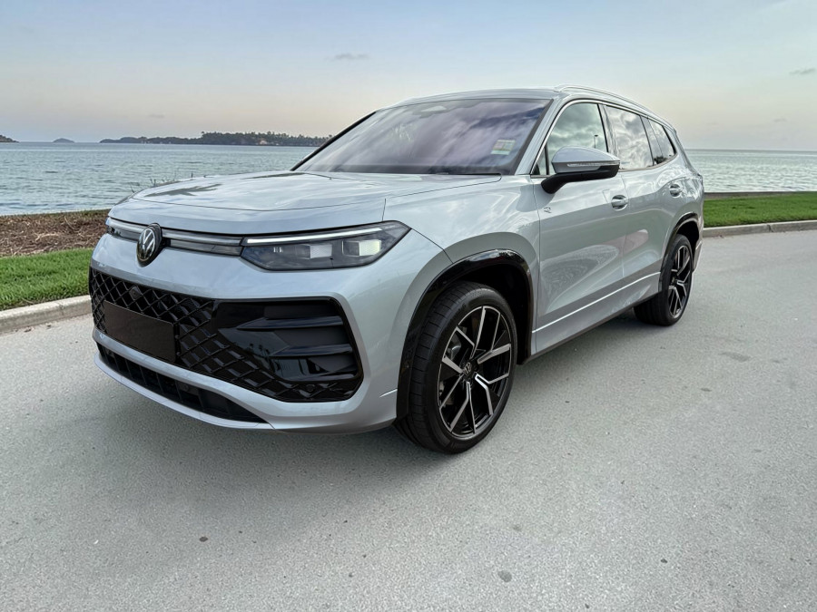 2026 Volkswagen Tayron R4 195TSI R-Line SUV Image 4