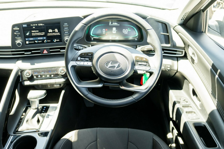 2024 MY25 Hyundai i30 CN7.V2 Hybrid Sedan Image 8