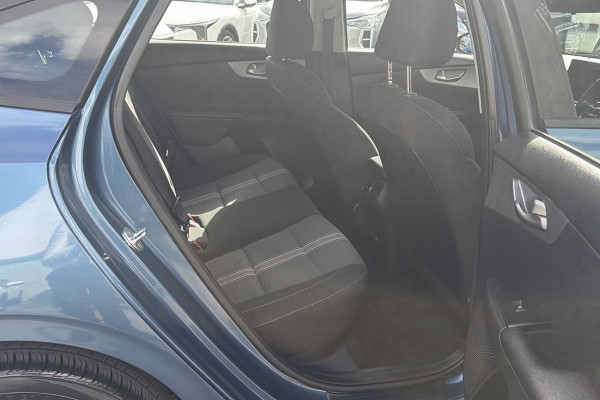2021 MY1  Kia Cerato BD Sport+ Hatch Image 21