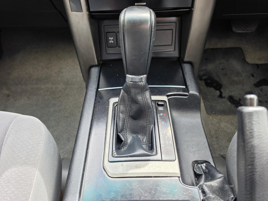 2013 MY14 Toyota LandCruiser Prado GDJ150R GX SUV Image 16