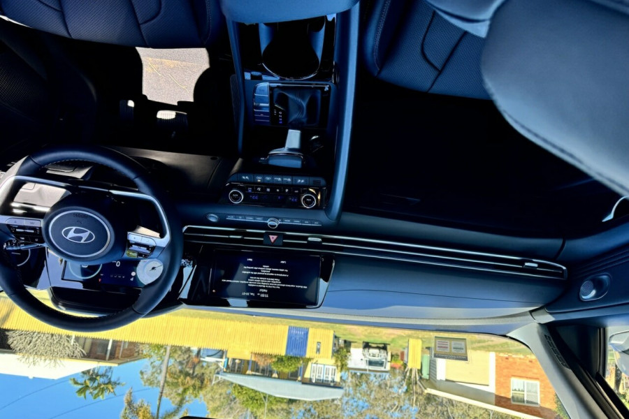 2024 Hyundai i30 CN7.V2 Premium Sedan Image 10