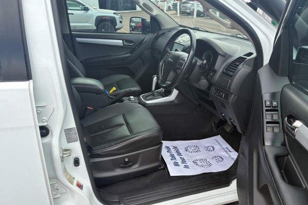 2019 Isuzu D-MAX TF LS-T Ute Image 28