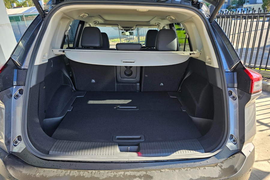 2024 MY25 Nissan X-Trail T33 Ti SUV Image 6