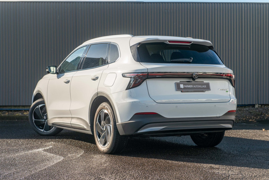 2026 MG MGS5 EV Essence 62 SUV Image 2