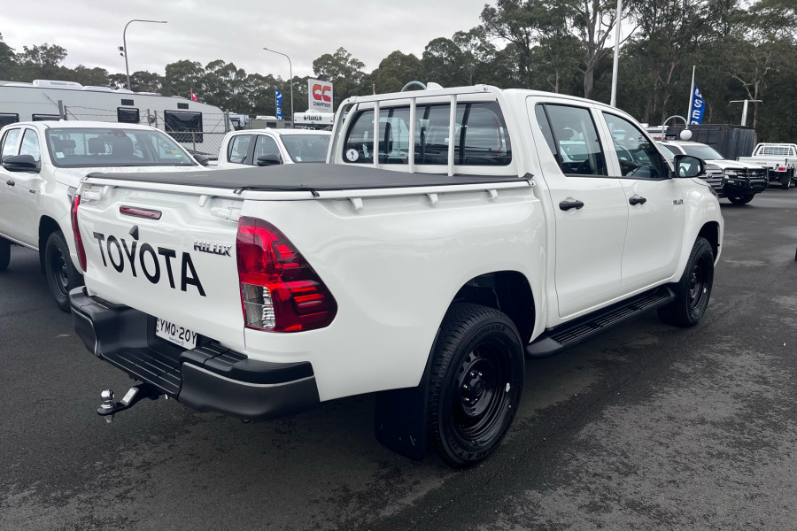 Demo 2023 Toyota HiLux WorkMate 4x2 Hi-Rider Double-Cab Pick-Up ...