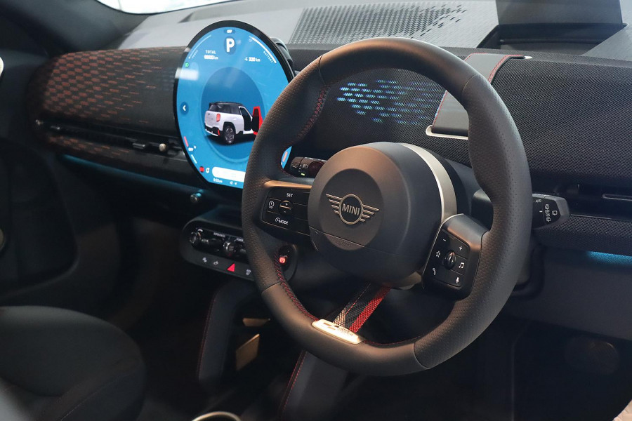 2025 MINI Aceman J05 JCW E Favoured Hatch