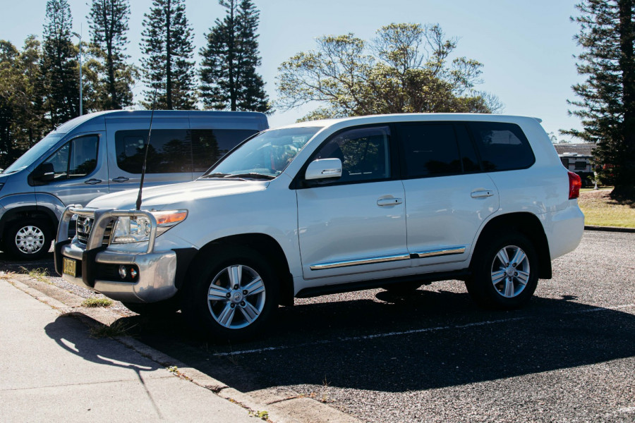 2012 MY13 Toyota LandCruiser VDJ200R Sahara SUV Image 7