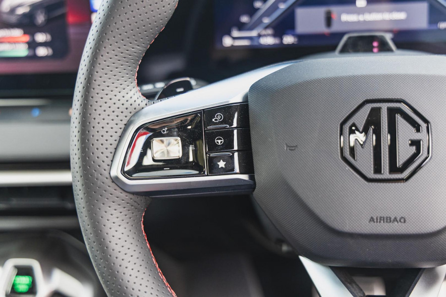 2025 MG MG7  Essence Sedan Image 17