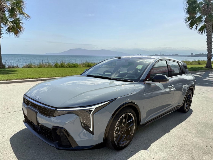 2025 MY26 Kia K4 CL4m GT-Line Hatch Image 4