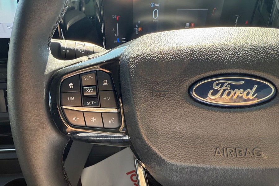 2024 Ford Tourneo AV Active Van Image 22