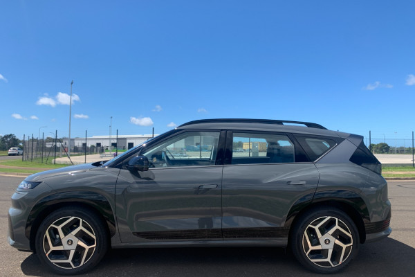 2026 Hyundai ELEXIO OE1.V1 Elite SUV Image 4