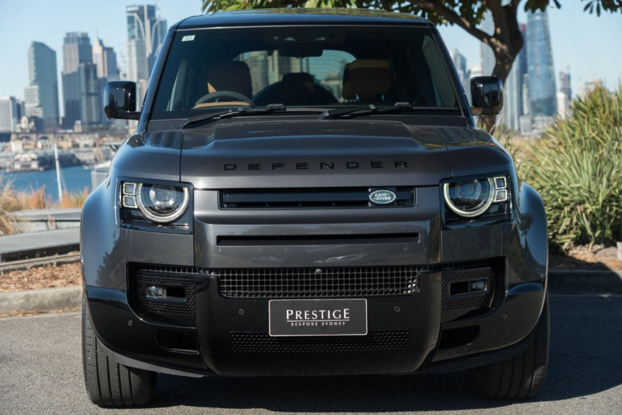 2022 Land Rover Defender L663 110 P525 SCV8 SUV Image 4