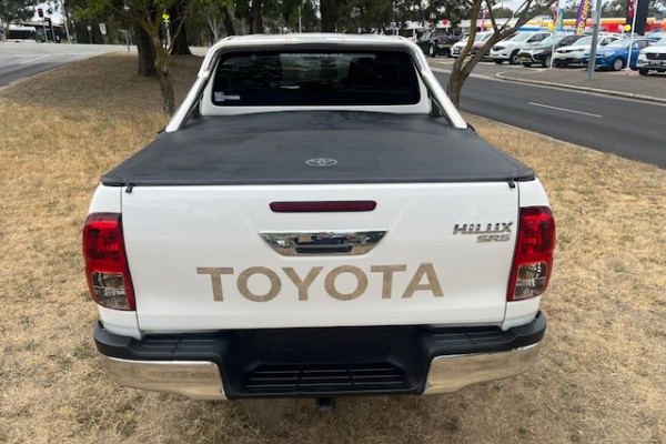 2019 Toyota HiLux  SR5 Ute Image 5