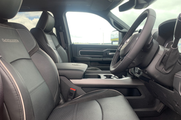 2025 Ram 2500 DJ Laramie Dual Cab Image 13