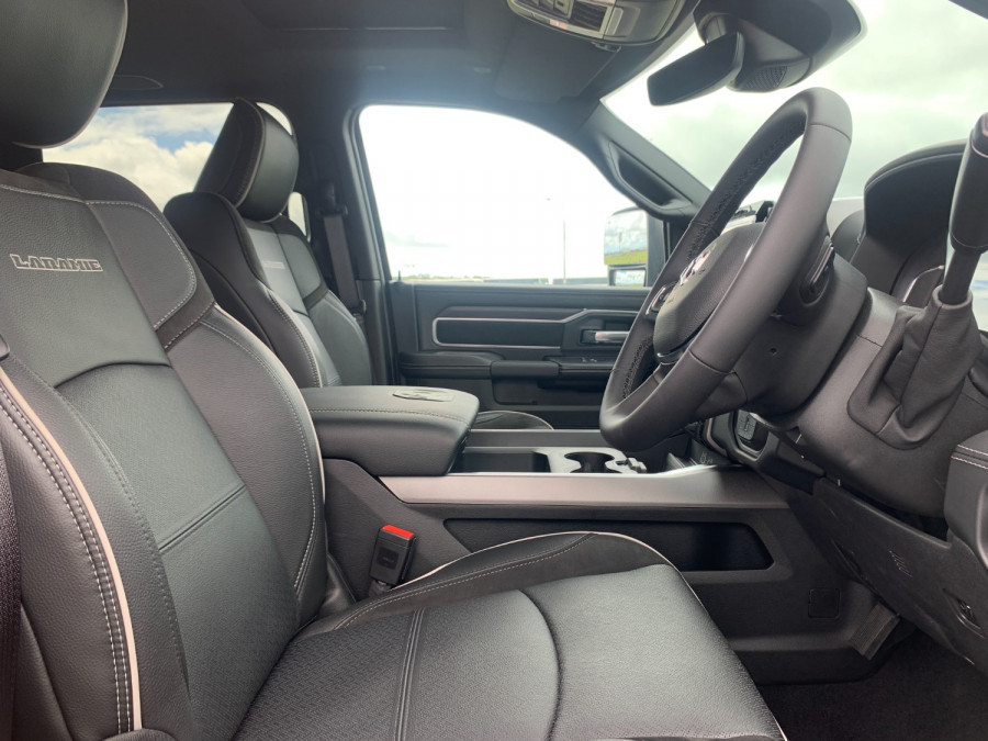 2025 Ram 2500 DJ Laramie Dual Cab Image 13