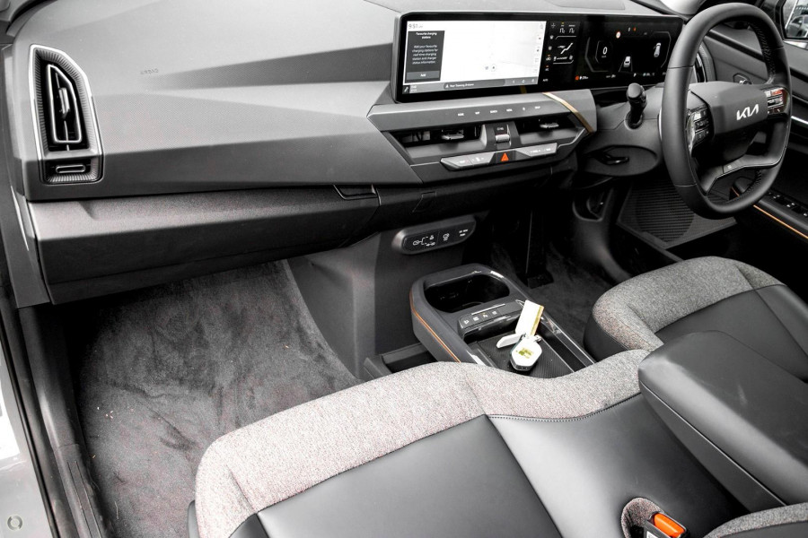 2026 Kia EV5 OVc Air Long Range SUV Image 6