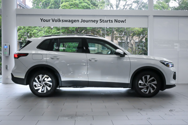 2025 Volkswagen Tiguan CT 110TSI Life SUV Image 29