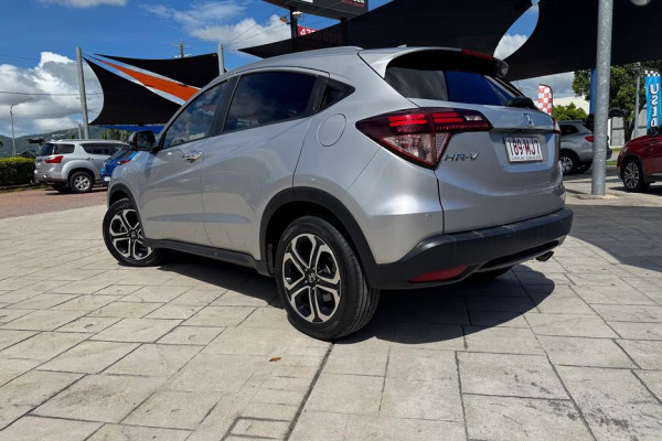 2015 Honda HR-V VTi-L SUV