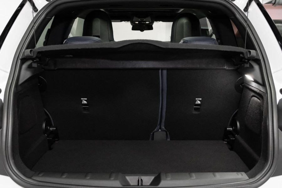 2025 MINI Cooper F65 C Favoured Hatch