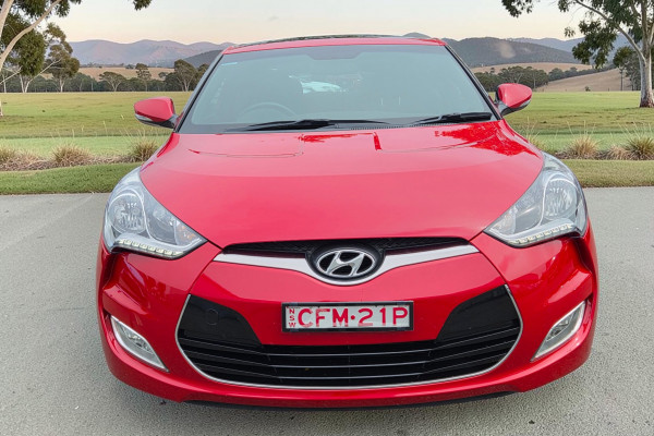 2016 Hyundai Veloster FS4 Series II + Hatch Image 2