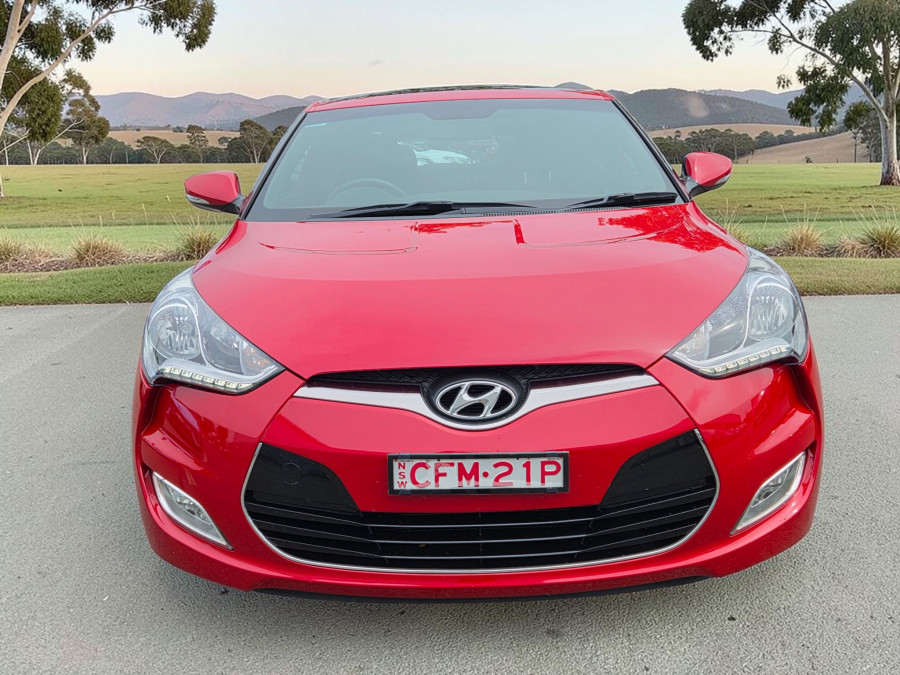 2016 Hyundai Veloster FS4 Series II + Hatch Image 2
