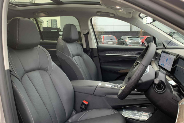 2026 MY25 MG QS IS31 Essence SUV Image 9