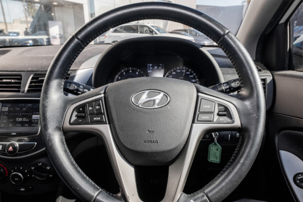 2018 Hyundai Accent RB6 Sport Hatch image 10