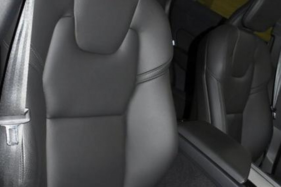 2023 Volvo XC60 UZ Ultimate B5 Bright SUV Image 9