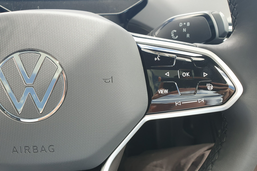 2025 Volkswagen ID. 4 E2 Pro SUV Image 24