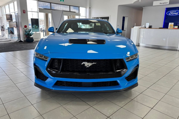 2025 Ford Mustang FO GT Hatch Image 2